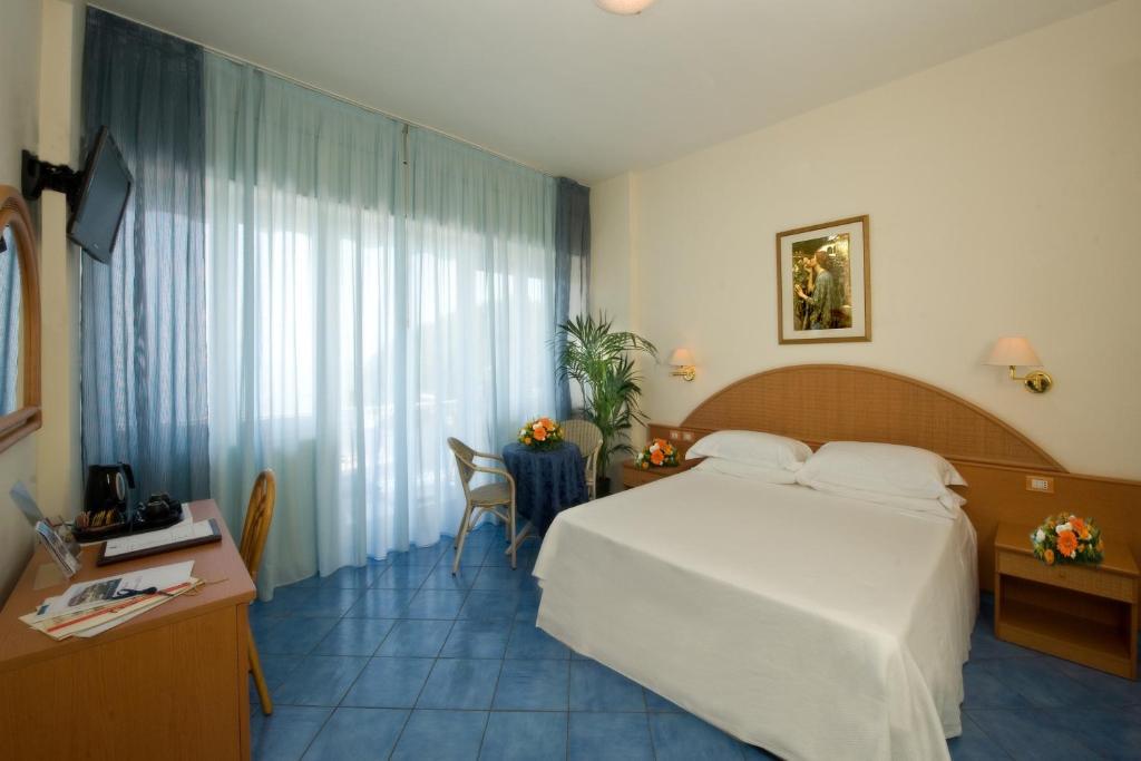 מאיורי Hotel Pensione Reale חדר תמונה